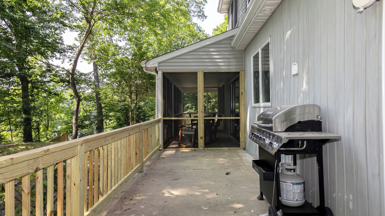 Photo of Patio Balcony in Lusby