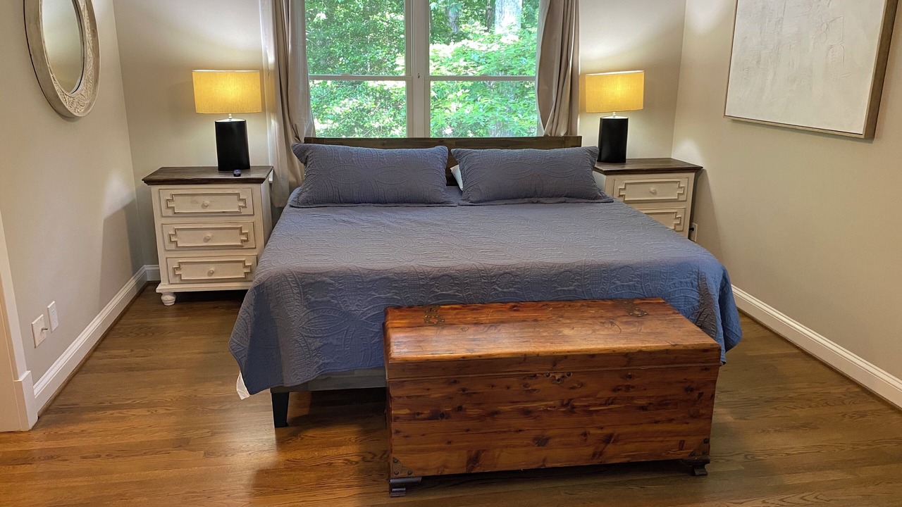 Photo of Bedroom in Lusby