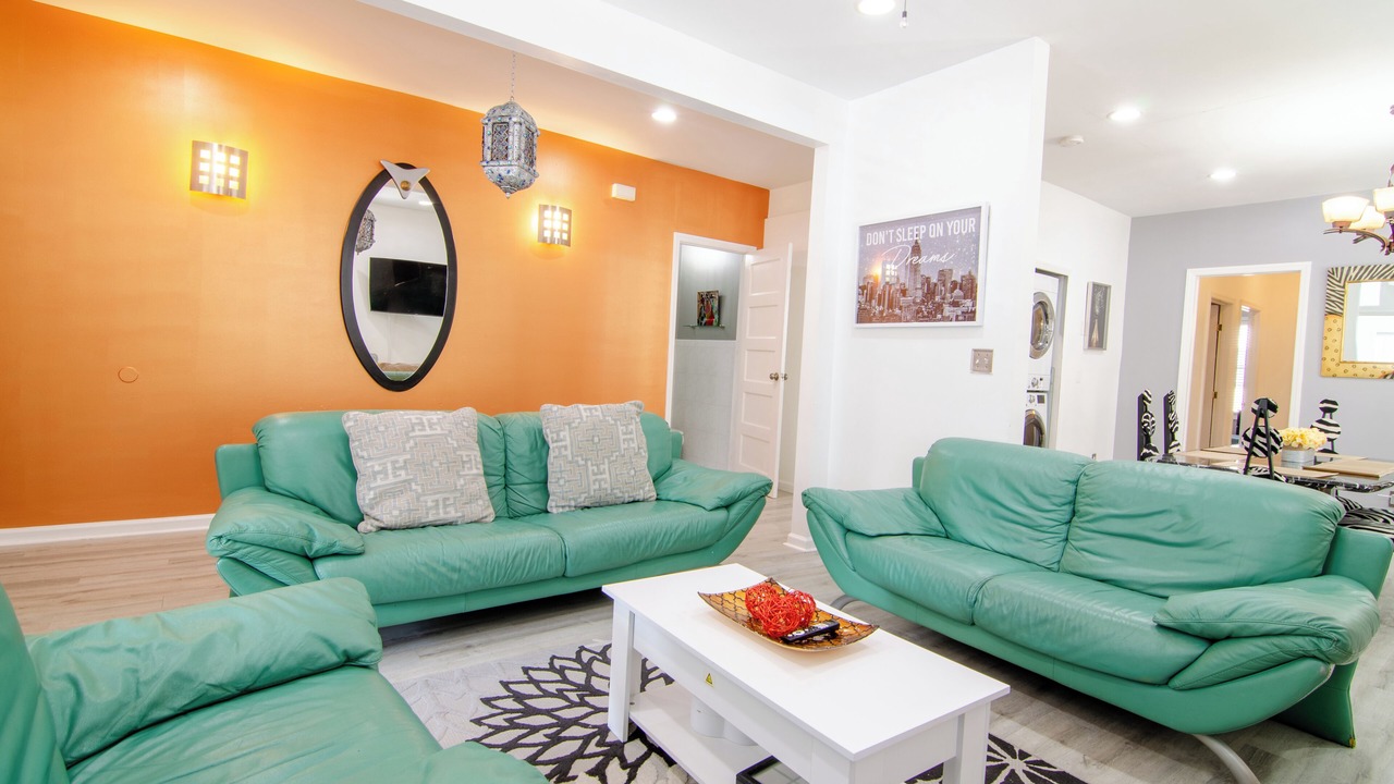 Photo of Livingroom in North Bergen