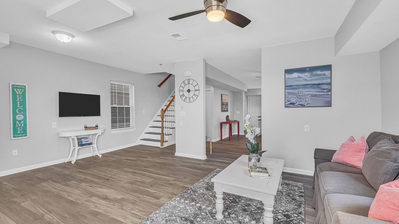 Photo of Livingroom in Keansburg