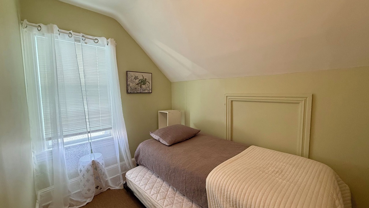 Photo of Bedroom in Ocean Grove
