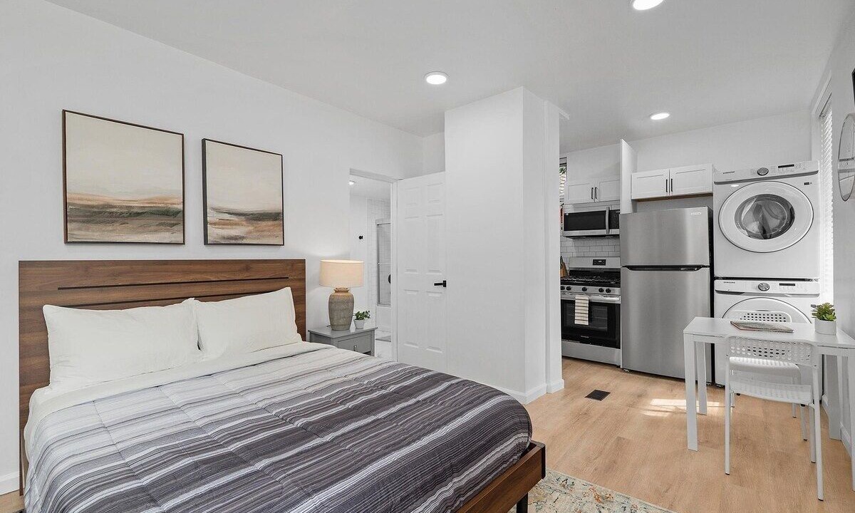 Photo of Bedroom in East Liberty