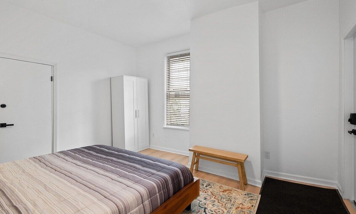 Photo of Bedroom in Shadyside