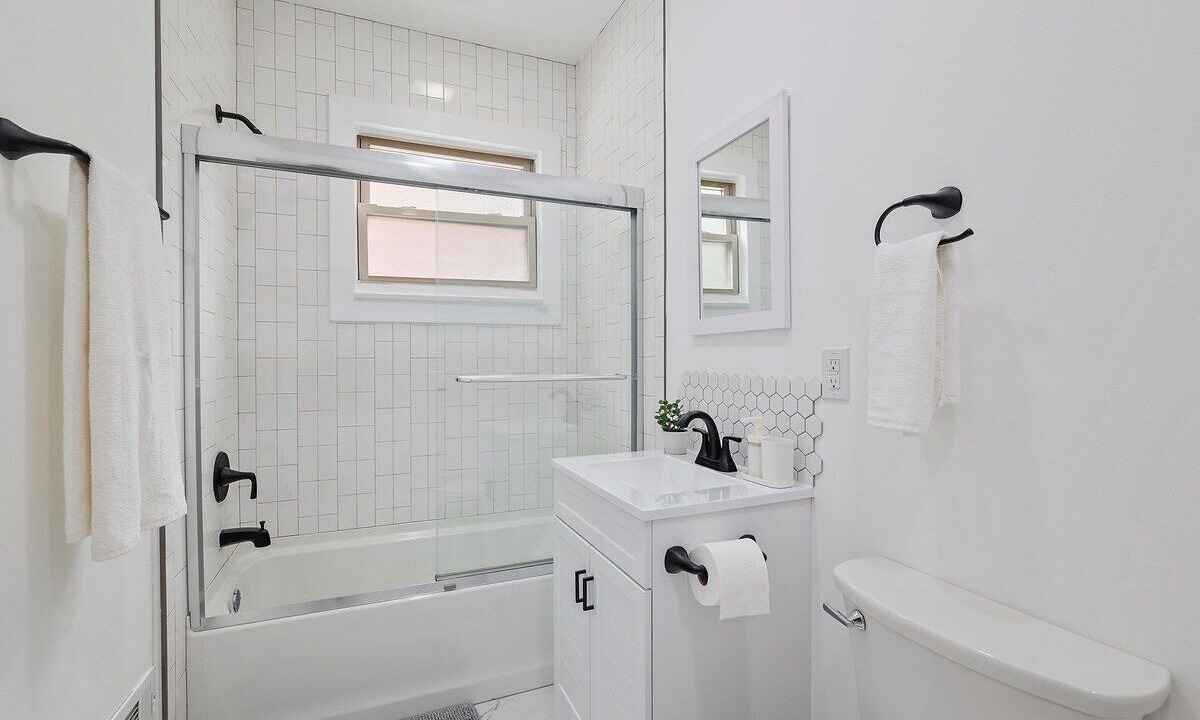 Photo of Bathroom in Shadyside