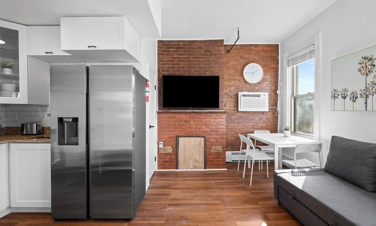 Photo of Livingroom in Shadyside