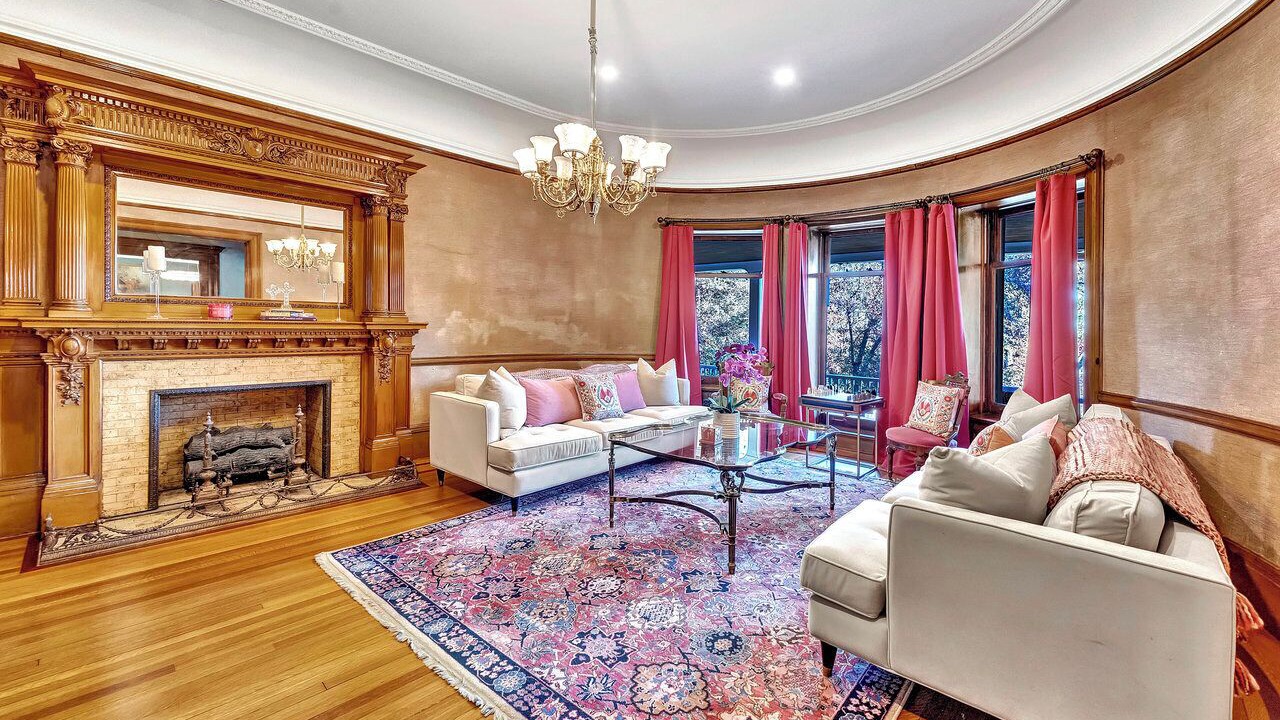 Photo of Livingroom in Montclair