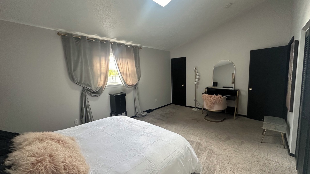 Photo of Bedroom in Aliquippa
