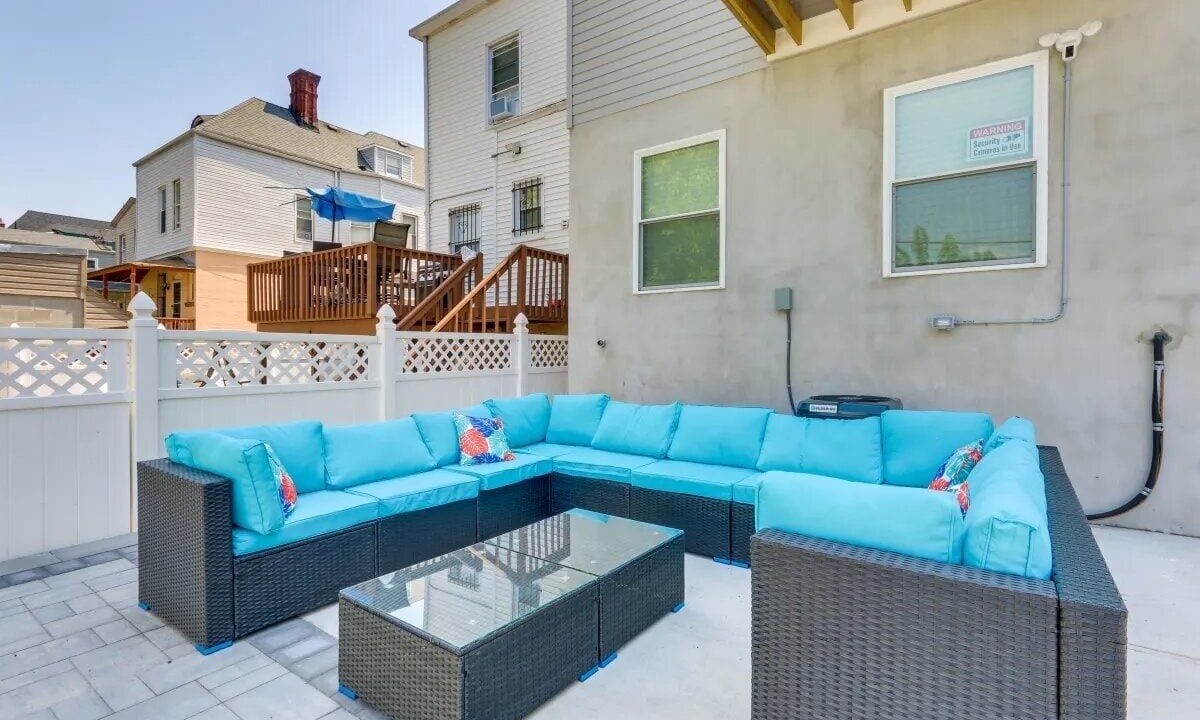 Photo of Patio Balcony in Ampere