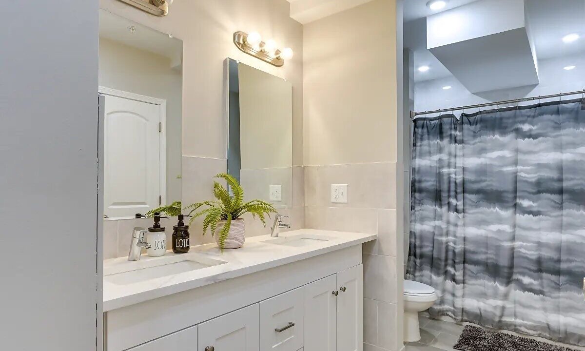 Photo of Bathroom in Ampere