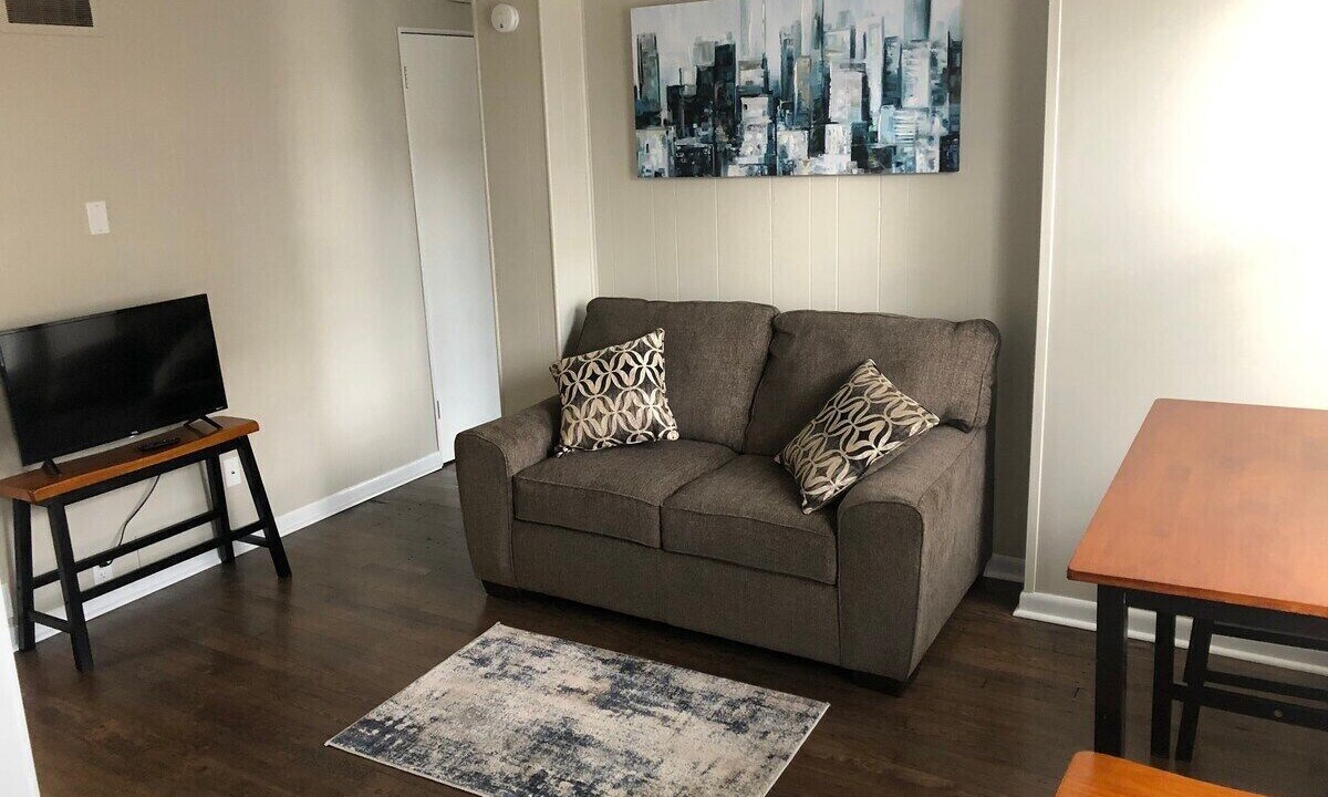 Photo of Livingroom in Coshocton