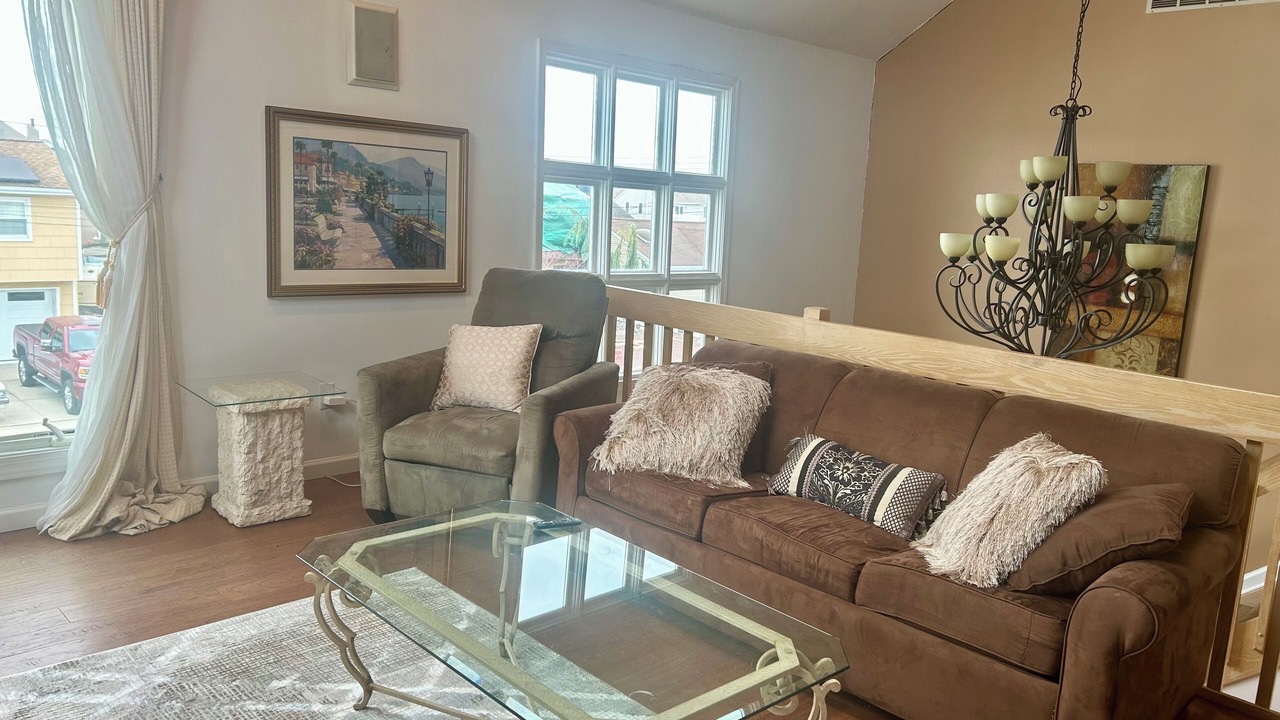 Photo of Livingroom in Ortley Beach