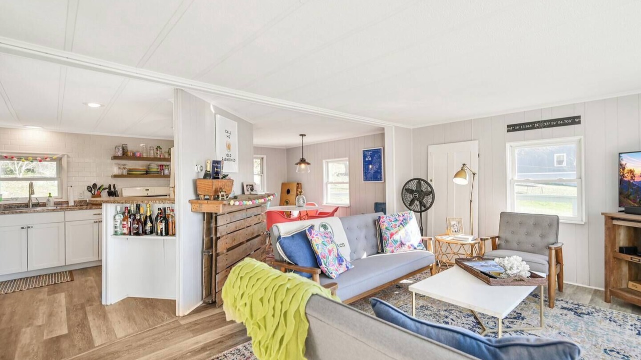 Photo of Livingroom in Carbondale
