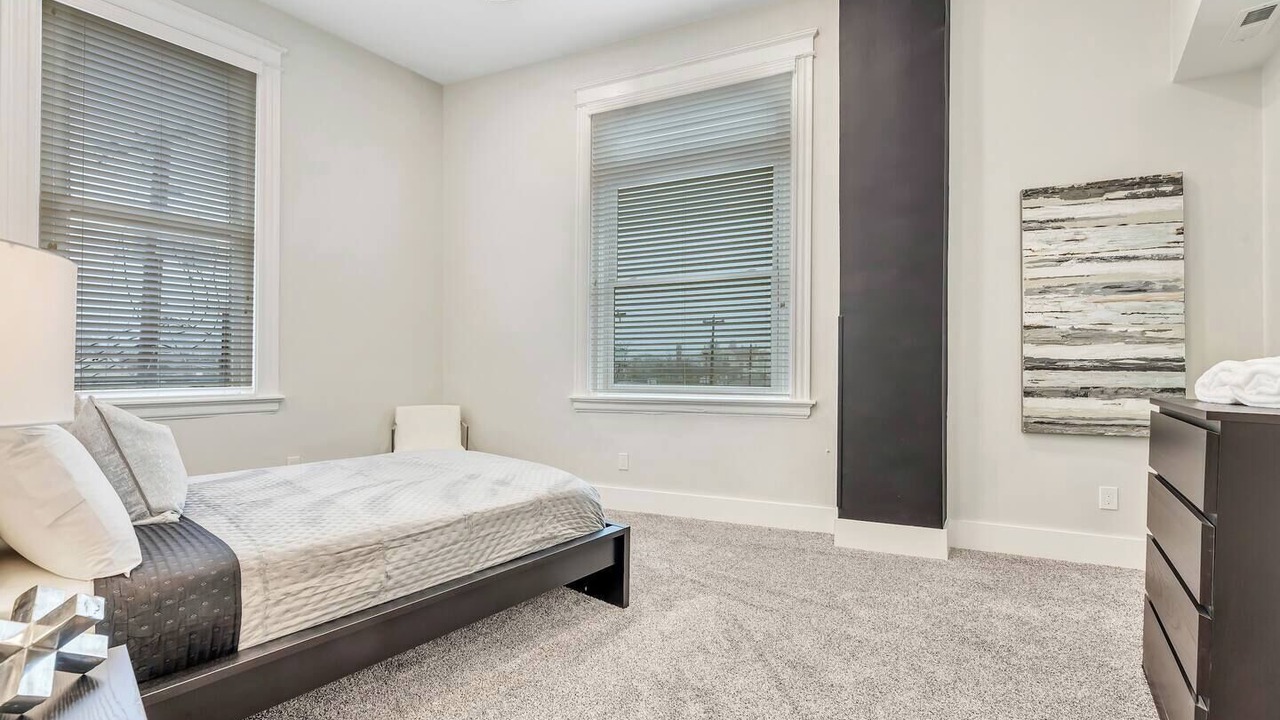 Photo of Bedroom in Walnut Hills