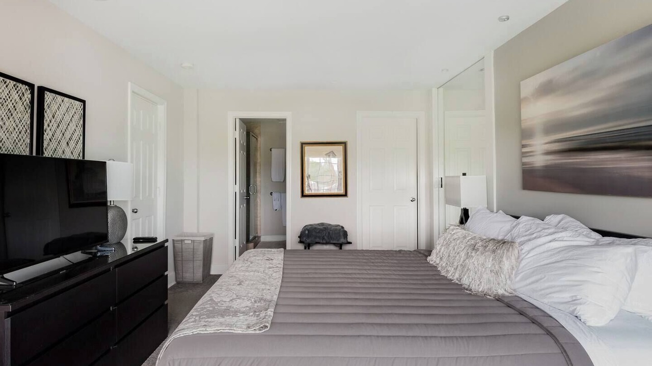 Photo of Bedroom in Mount Adams