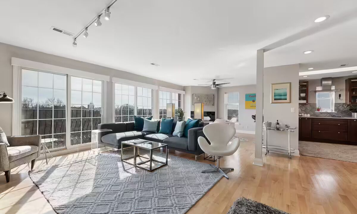 Photo of Livingroom in Mount Adams