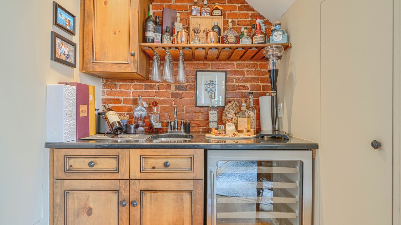 Photo of Kitchen in Historic District