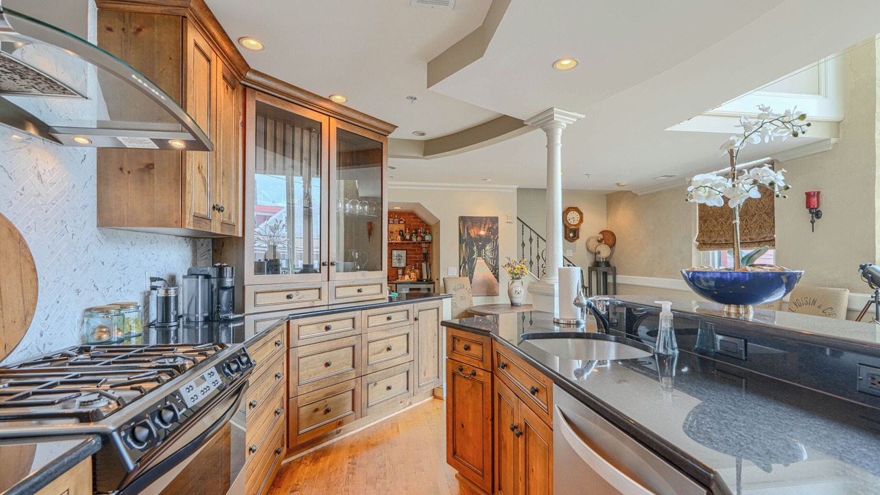 Photo of Kitchen in Historic District