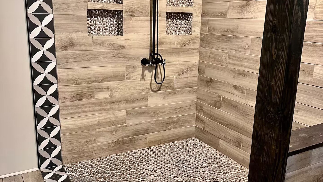 Photo of Bathroom in Lemoyne