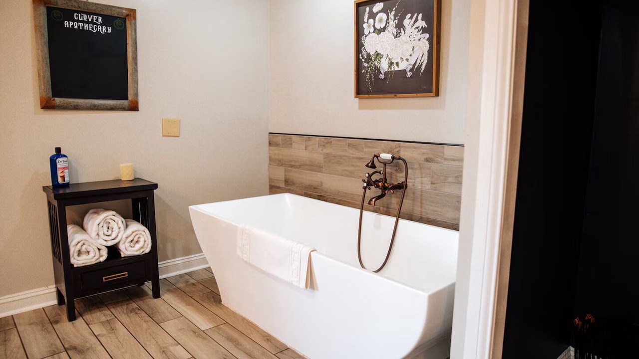 Photo of Bathroom in Lemoyne