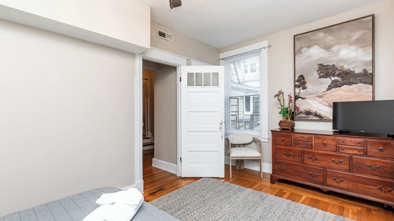 Photo of Bedroom in Walnut Hills