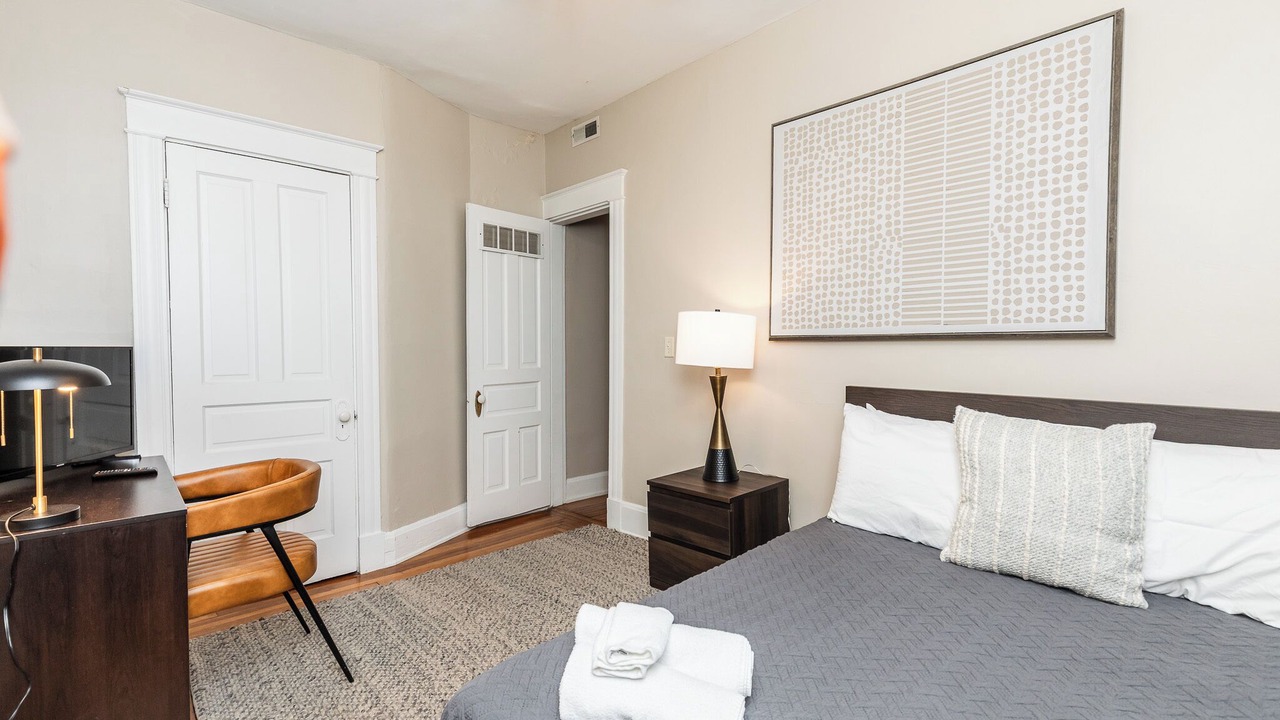 Photo of Bedroom in Walnut Hills