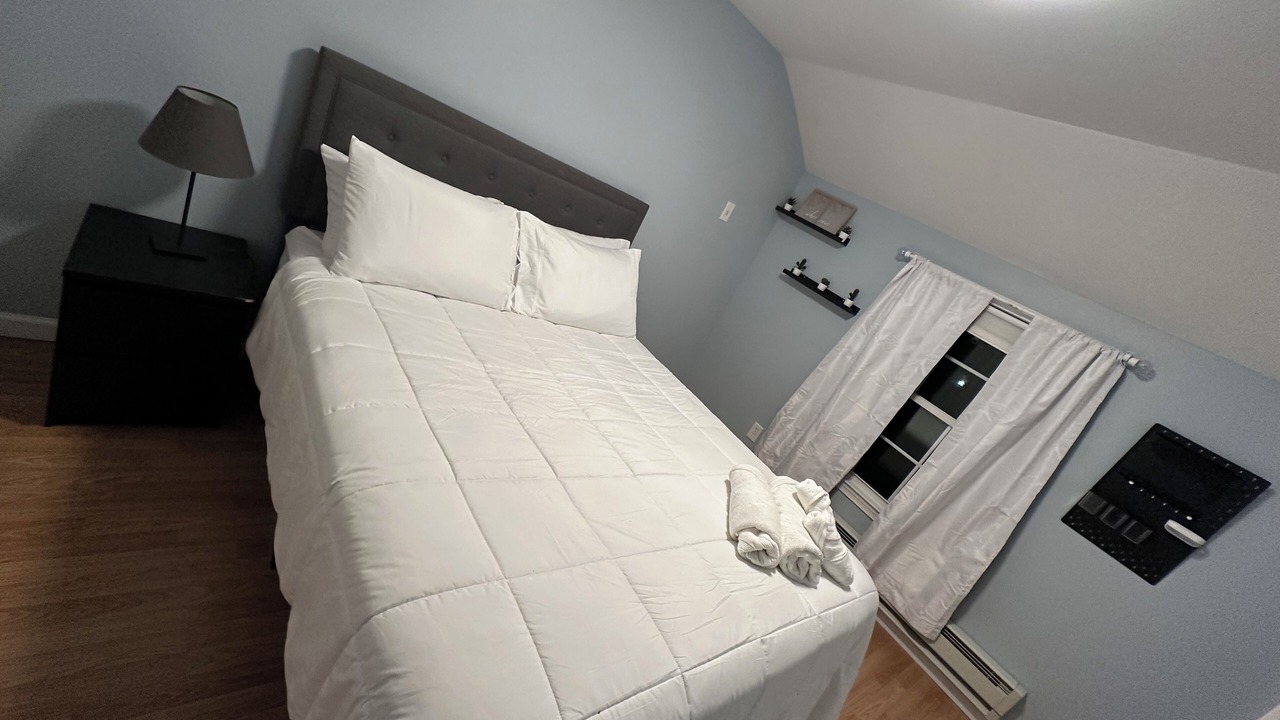 Photo of Bedroom in North Ironbound