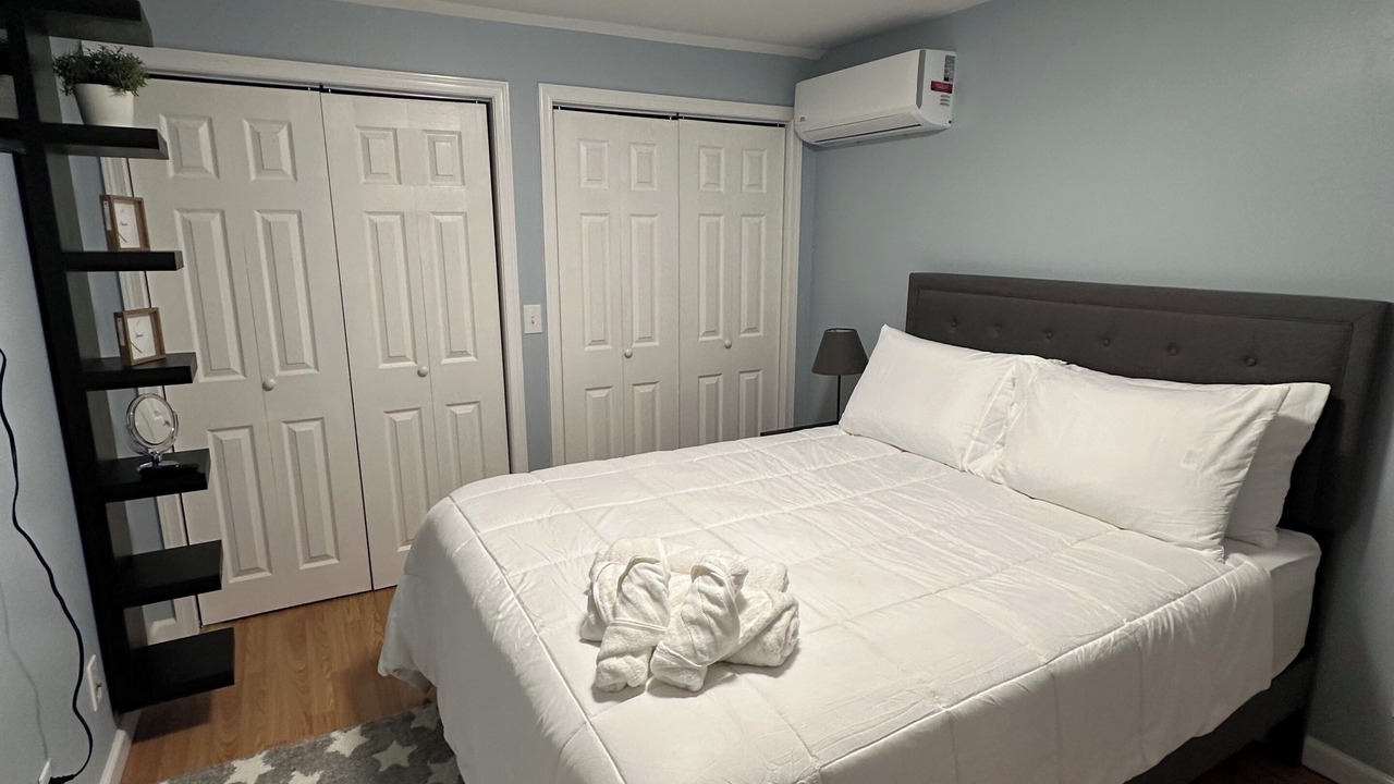Photo of Bedroom in North Ironbound