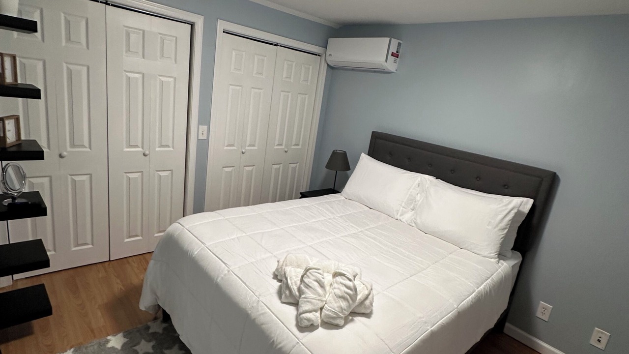 Photo of Bedroom in North Ironbound