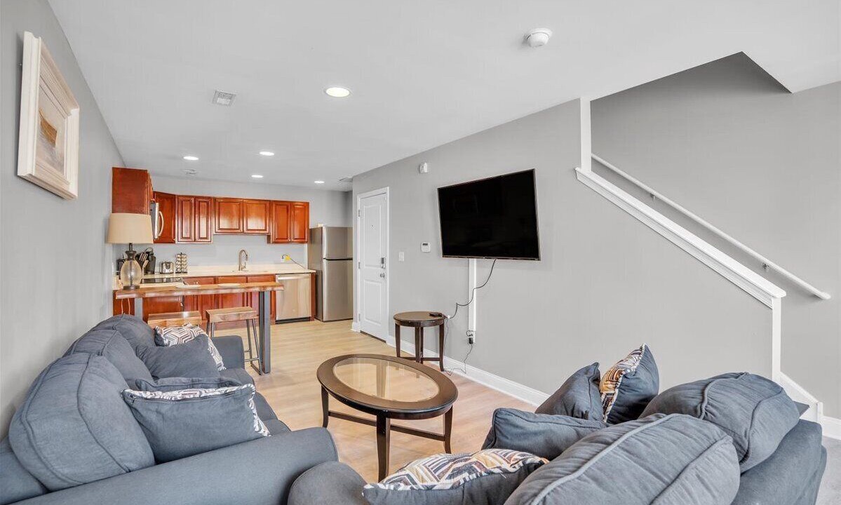 Photo of Livingroom in North Philadelphia West