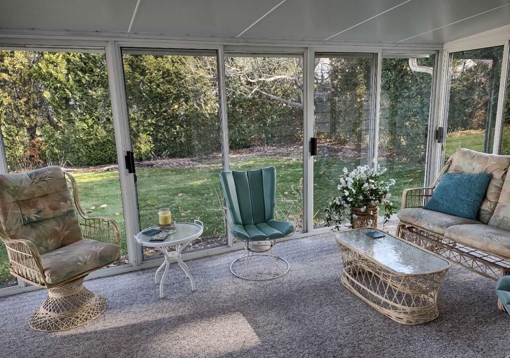 Photo of Livingroom in Conneaut
