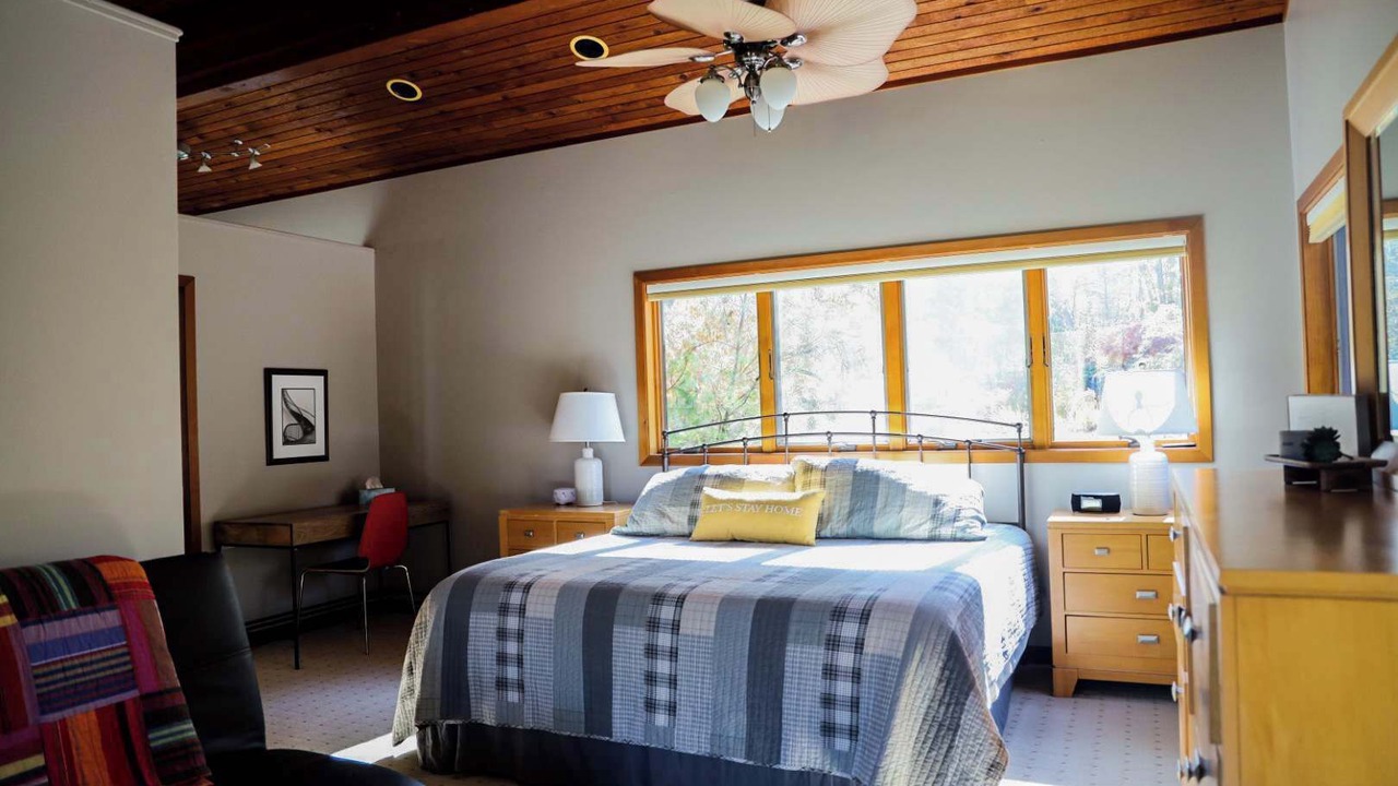 Photo of Bedroom in Rising Sun