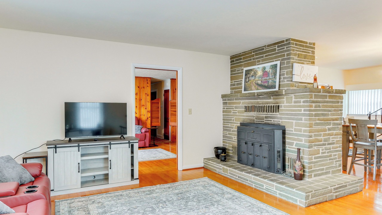 Photo of Livingroom in Biglerville