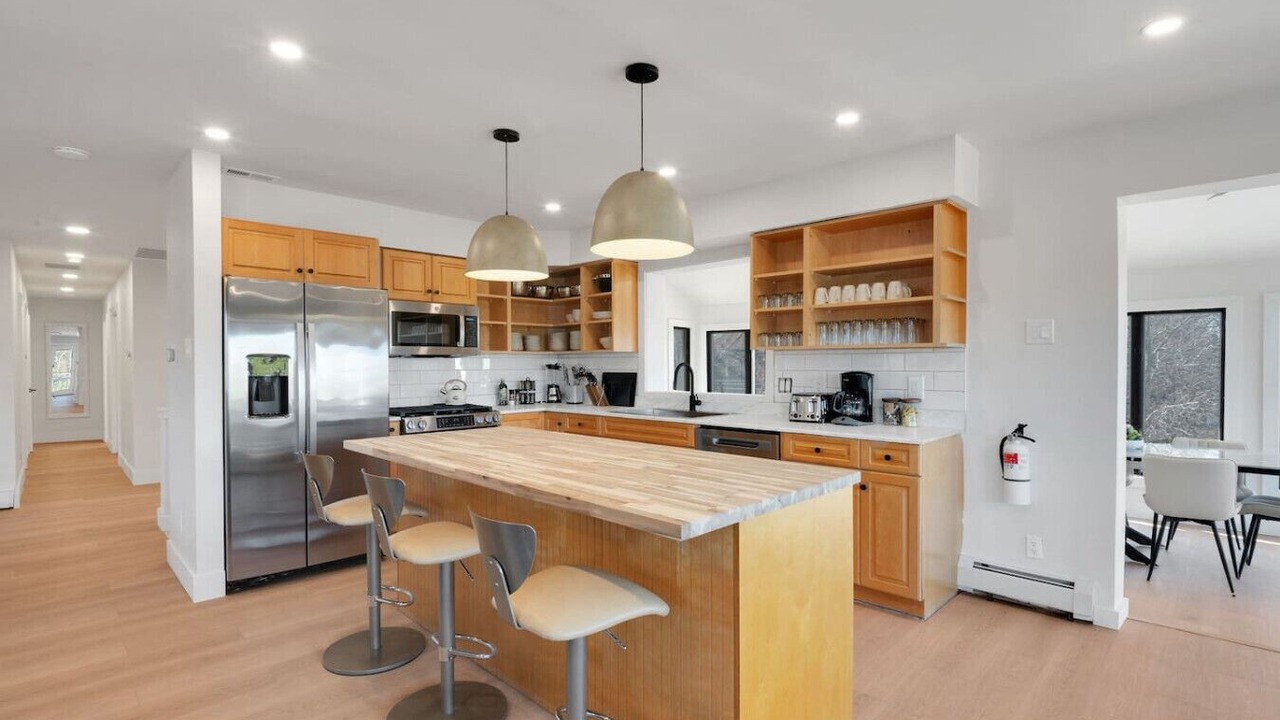 Photo of Kitchen in Town Bank
