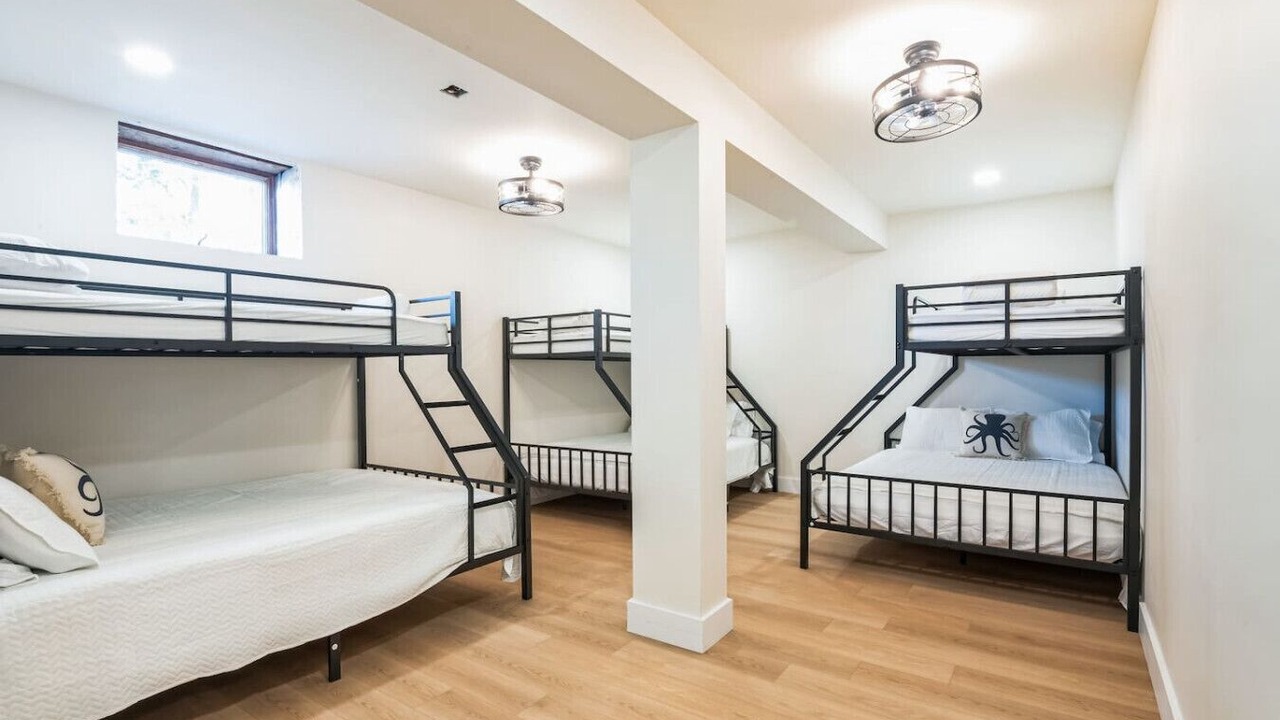 Photo of Bedroom in Town Bank