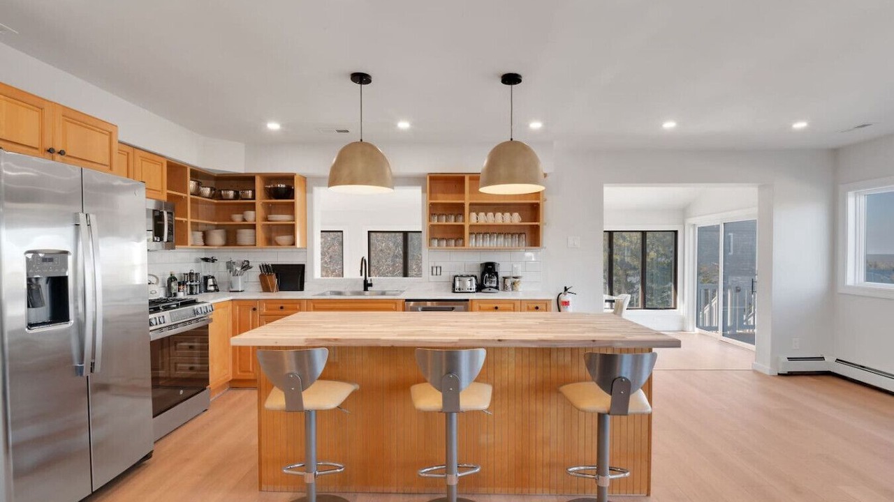 Photo of Kitchen in Town Bank