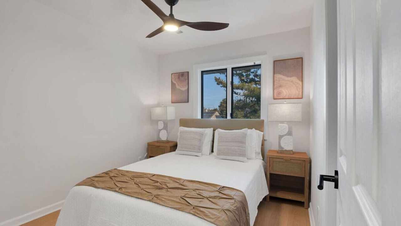 Photo of Bedroom in Town Bank