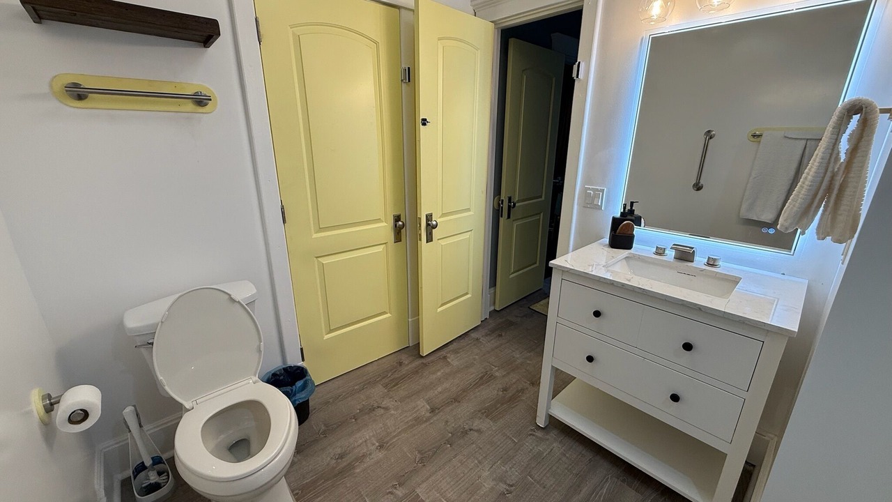 Photo of Bathroom in Prince Frederick