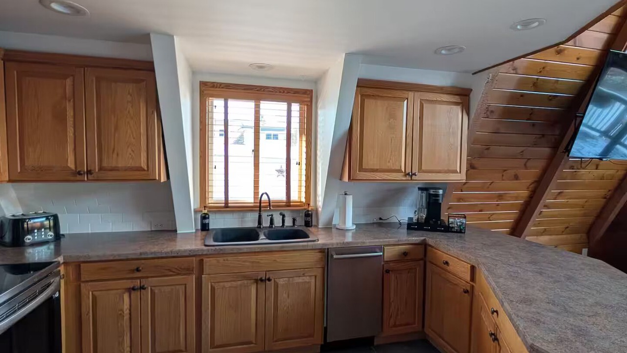 Photo of Kitchen in Harveys Lake