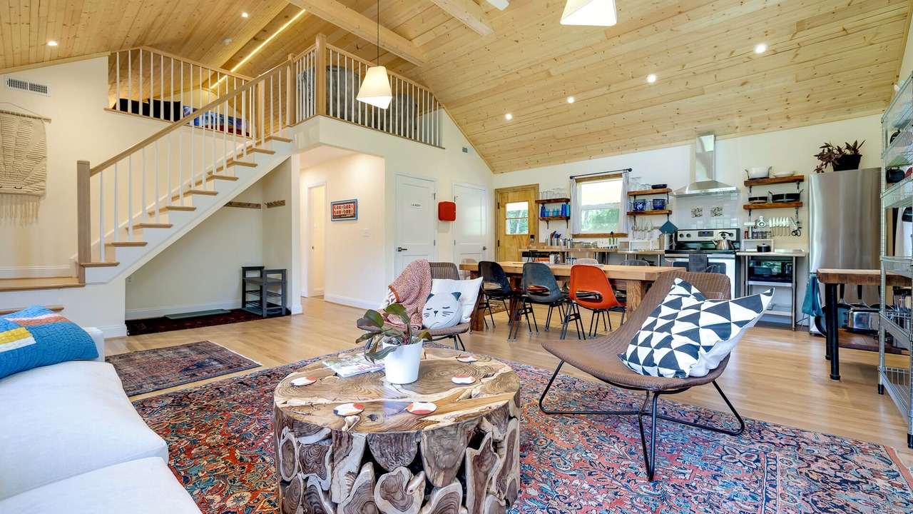 Photo of Livingroom in Luray