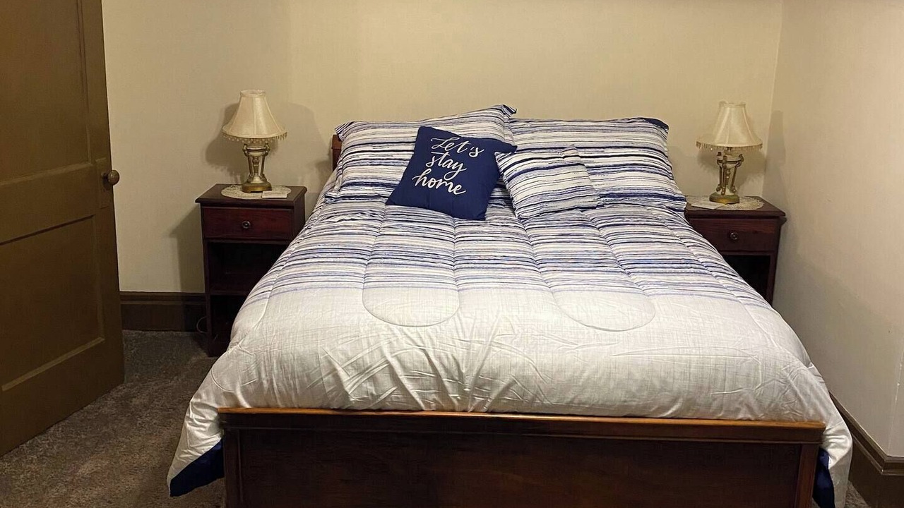 Photo of Bedroom in Forest Hills