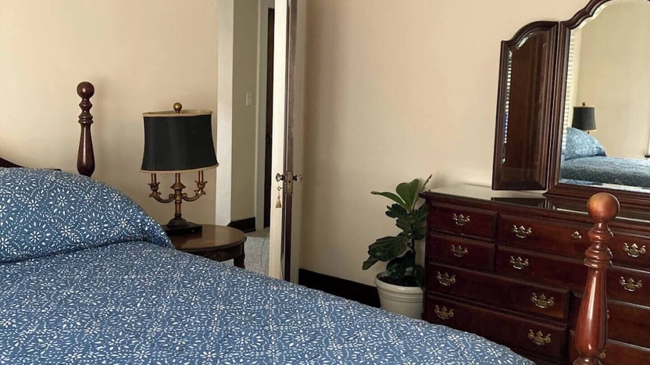 Photo of Bedroom in Forest Hills