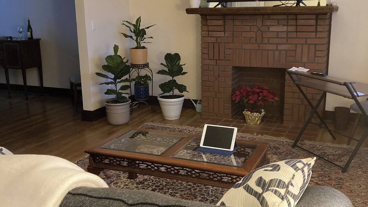 Photo of Livingroom in Forest Hills