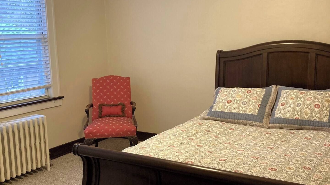 Photo of Bedroom in Forest Hills
