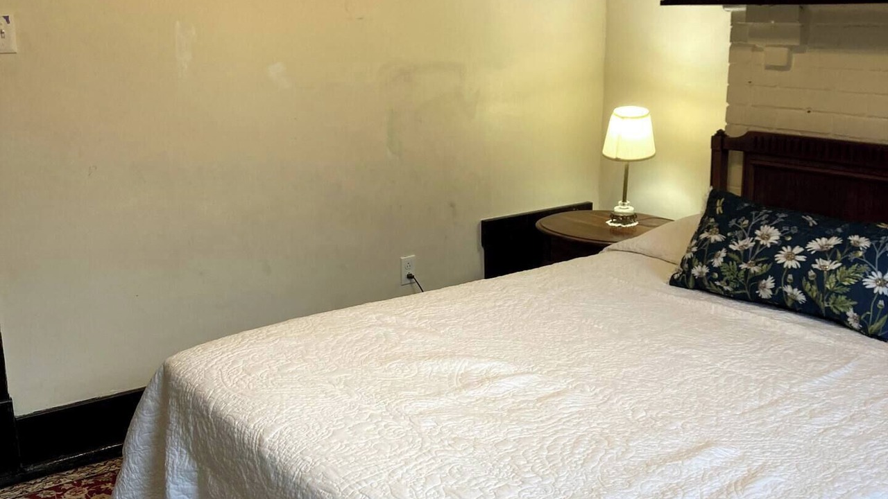 Photo of Bedroom in Forest Hills