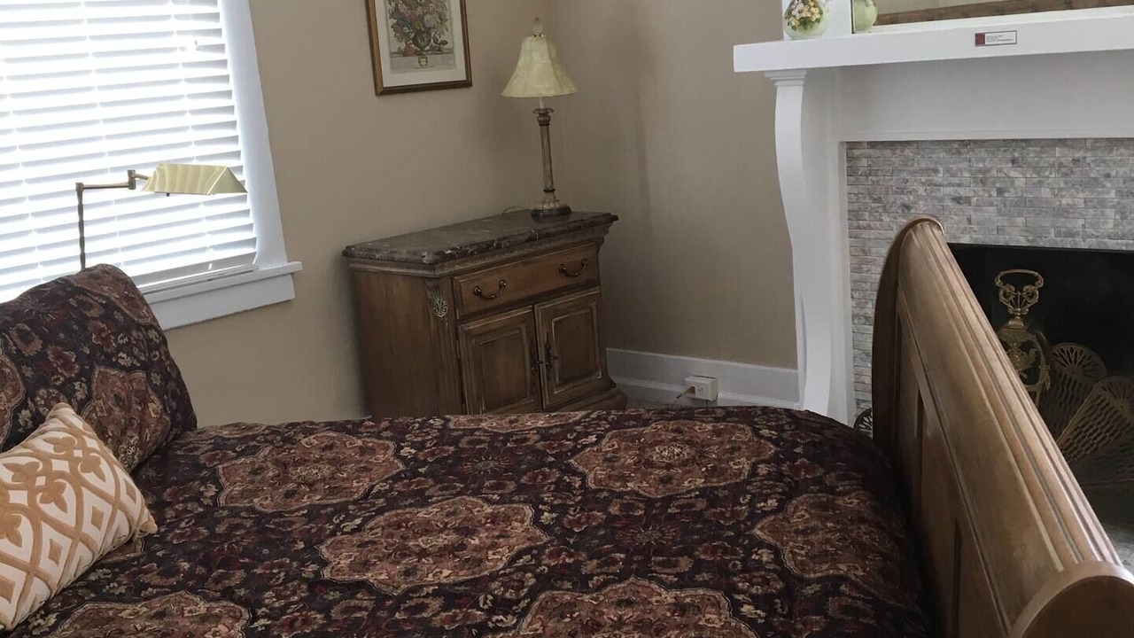 Photo of Bedroom in Forest Hills