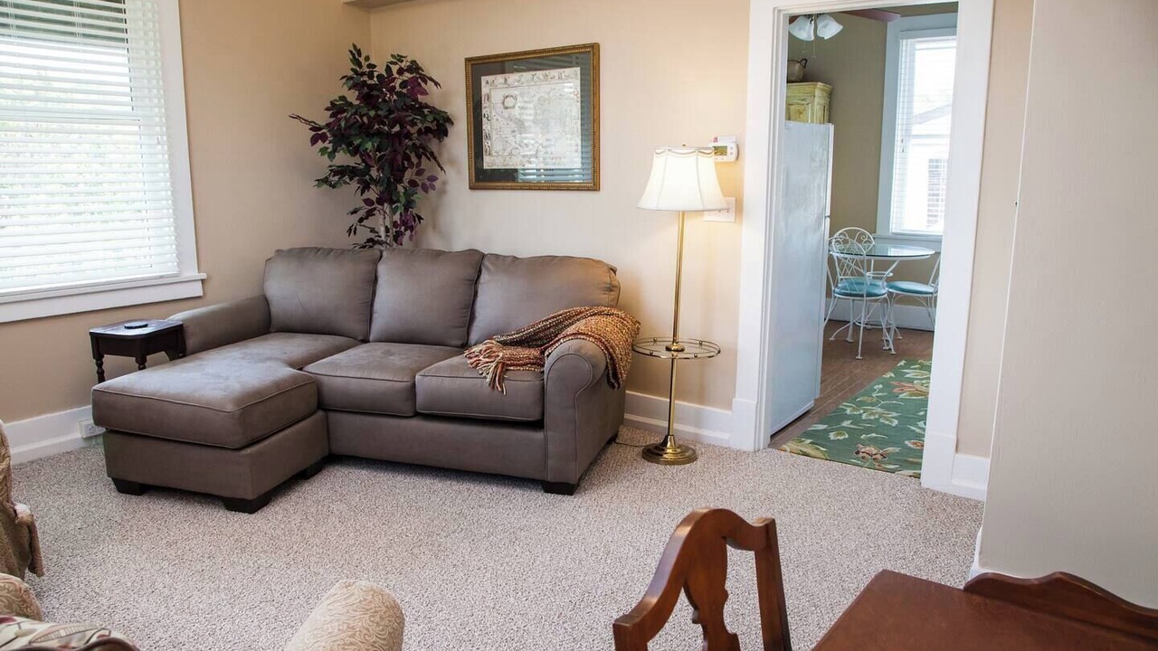 Photo of Livingroom in Forest Hills