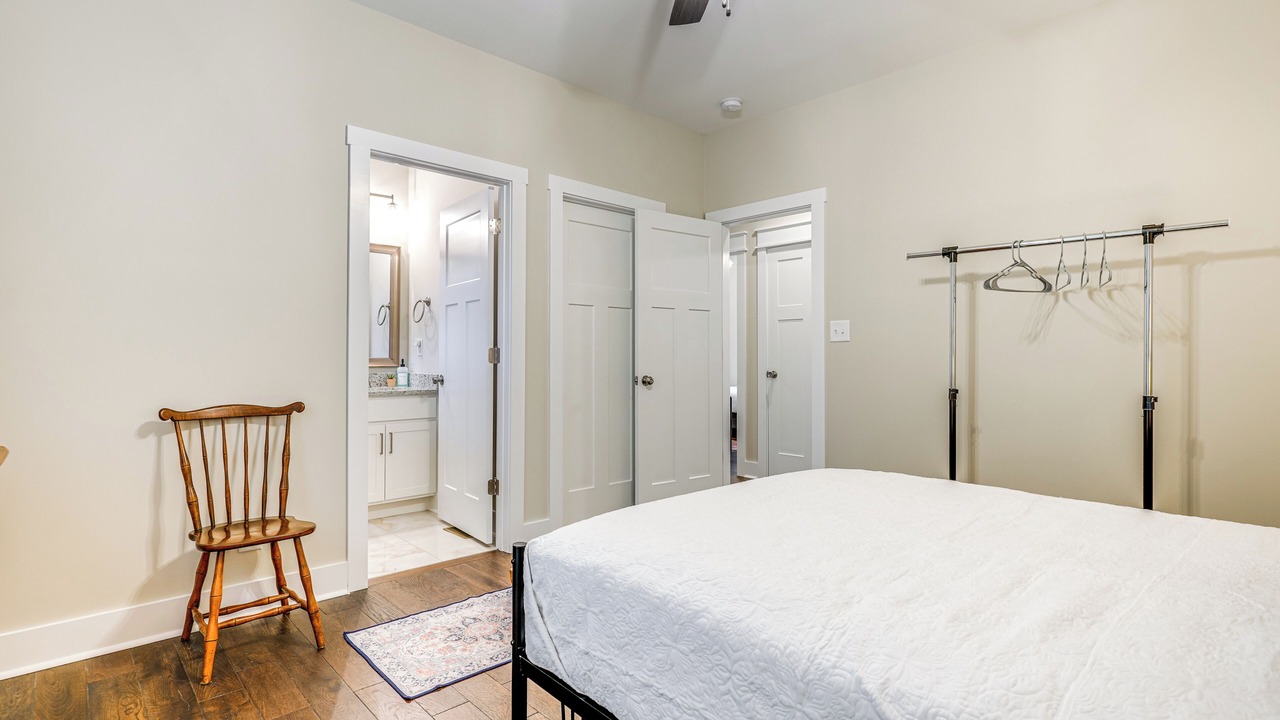 Photo of Bedroom in Cleveland