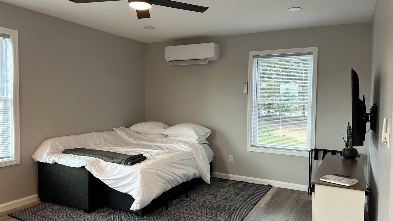 Photo of Bedroom in Elizabethtown