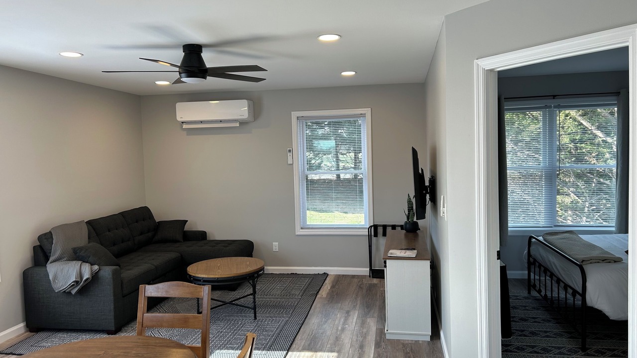 Photo of Livingroom in Elizabethtown
