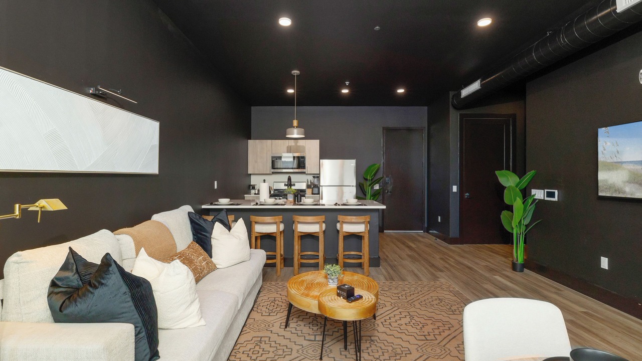 Photo of Livingroom in Orange